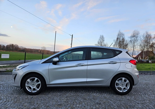 Ford Fiesta cena 42900 przebieg: 91908, rok produkcji 2018 z Kutno małe 596